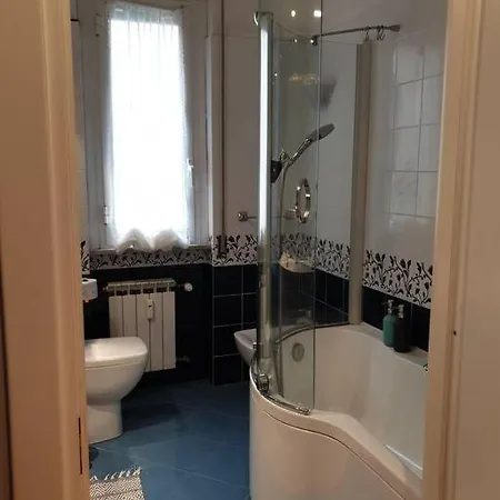 Elegante * Chiavari